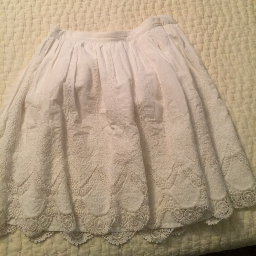 Gap kids white lace skirt